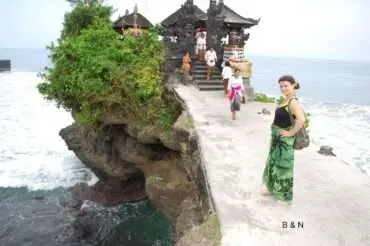 Bali – Tanah Lot spirituality and Kuta beach glory