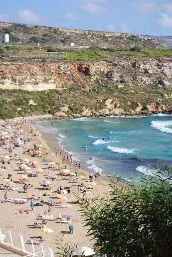 Golden Bay, Malta