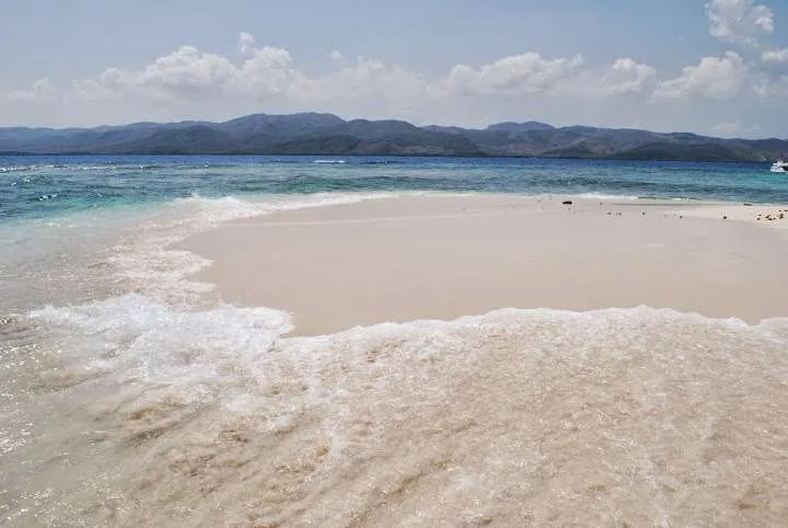 relaxing on Isla Paradiso - the heavenly island in the Dominican Republic