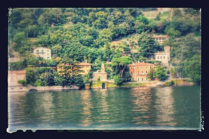 journey on Lake Como in Italy - towns Como, Bellagio and Varenna