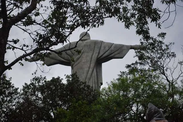 a visit in Rio de Janeiro in Brazil - sightseeing the statue of Jesus and the beaches of Kopakabana and Ipanema