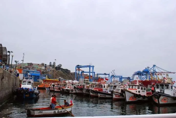 a one day trip through Valparaiso in Chile