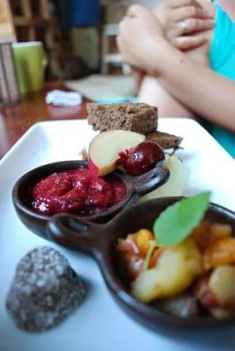 a one day trip through Valparaiso in Chile