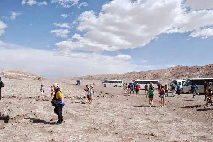 how to experience the area around the Atacama Desert in Chile
