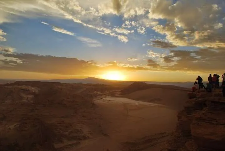 how to experience the area around the Atacama Desert in Chile