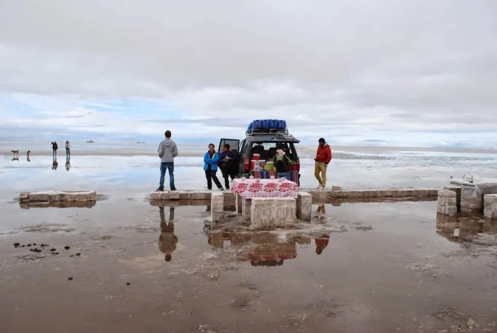 travelers share stories from Salar de Uyuni i Bolivia