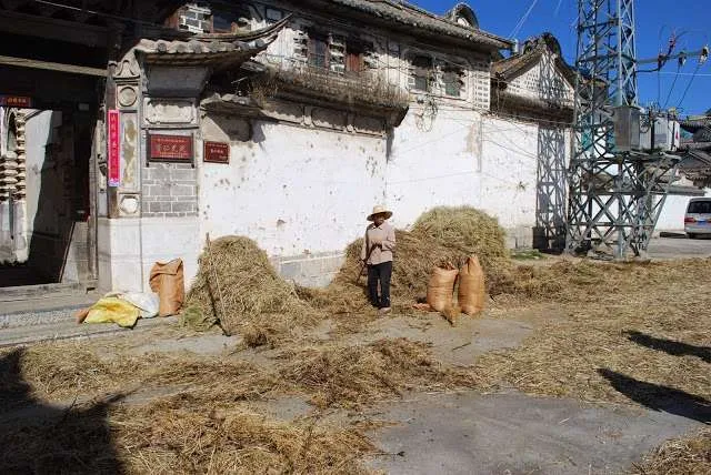 a trip through Yunnan province in China - old city of Dali