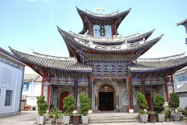 a trip through Yunnan province in China - old city of Dali