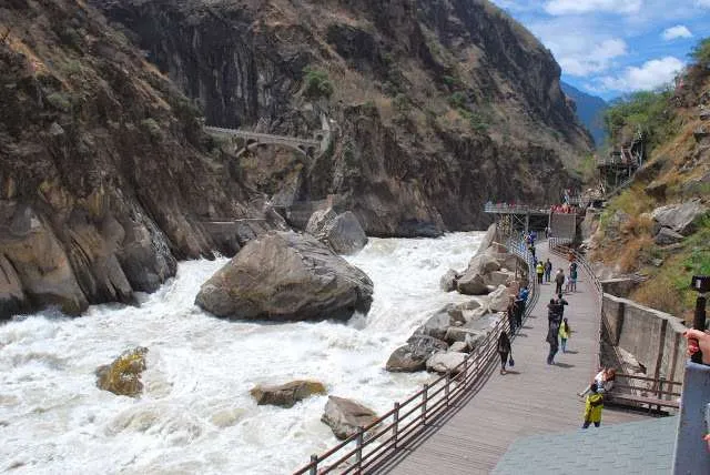 Tiger Leaping Gorge, China