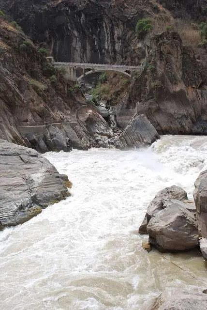 Tiger Leaping Gorge, China