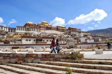Exploring the magical Shangri-La in China