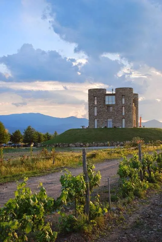 discover a chateau on a plateau in the middle of Bulgaria