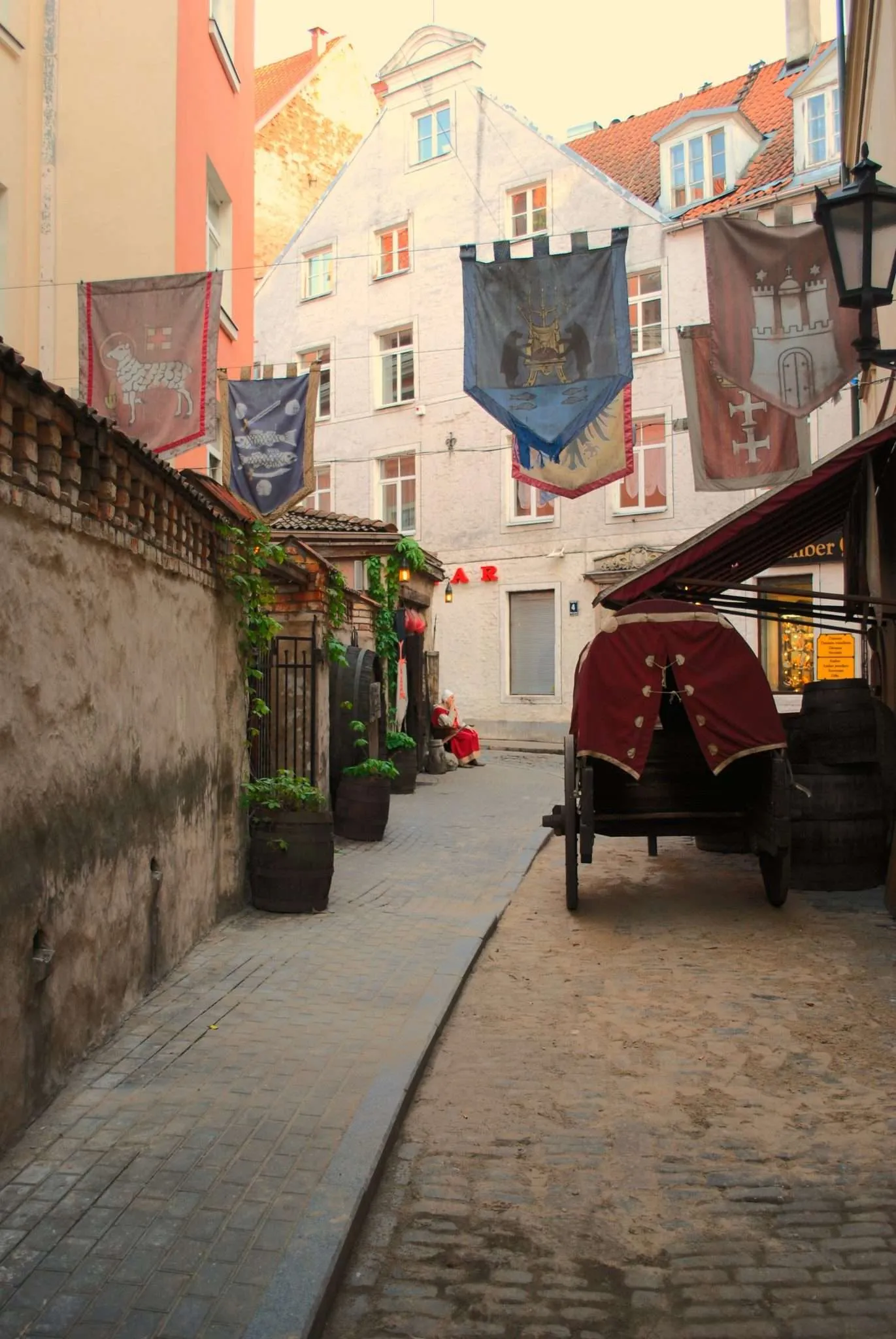 The hidden and very narrow Rozena street - a detour through a magical fairytale in Riga in Latvia