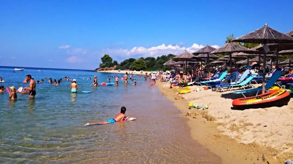 Lagomandra Beach