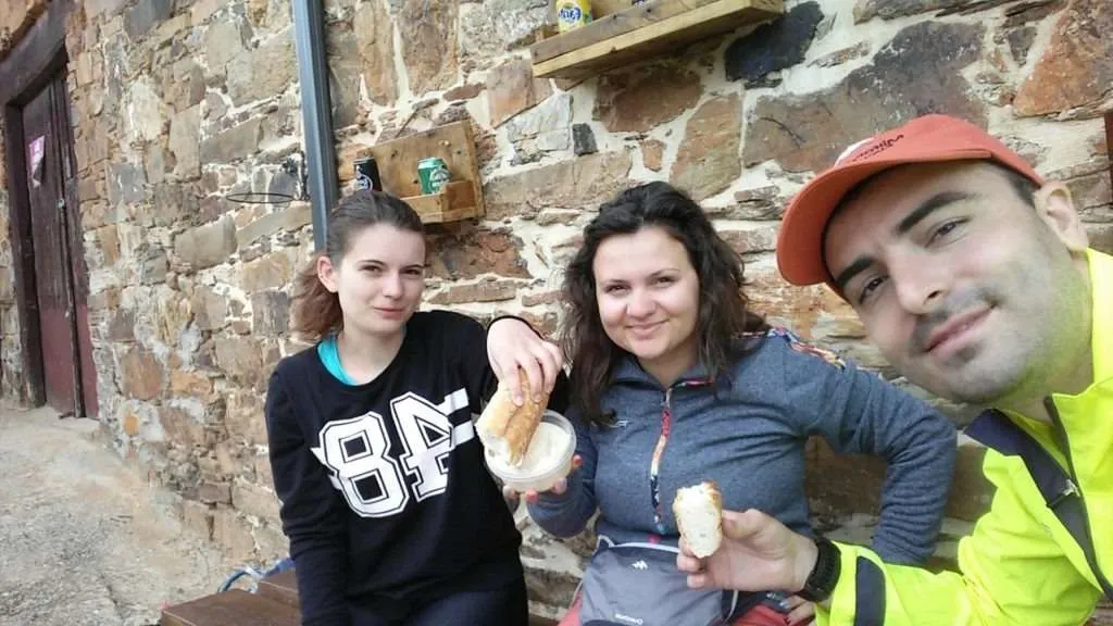 Lunch break on the Camino