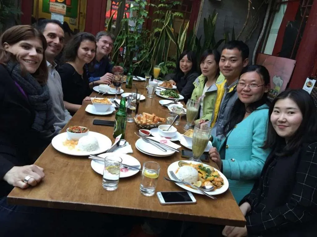 To end the table-sitting-working-meeting marathon we had dinner in a western-style restaurants where our Chinese friends demonstrated their eating with forks and knives skills.