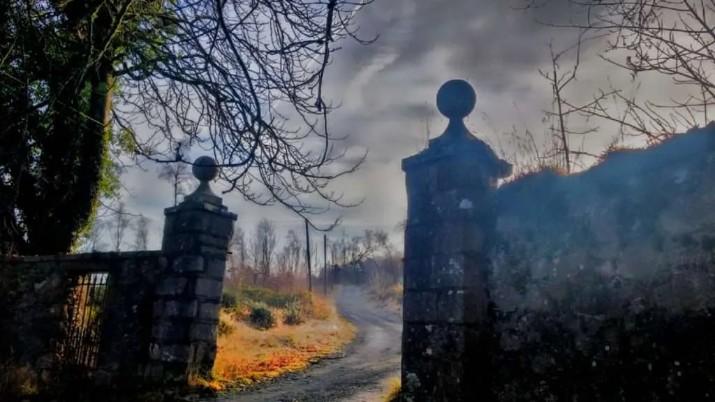 Ирландия, Glendalough, манастир, гробище , скрит замък