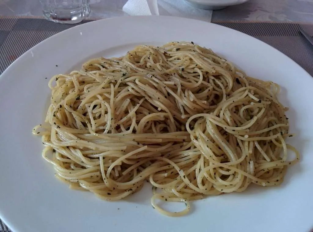 Senegal, lunch, pasta, heat, stomach, belly