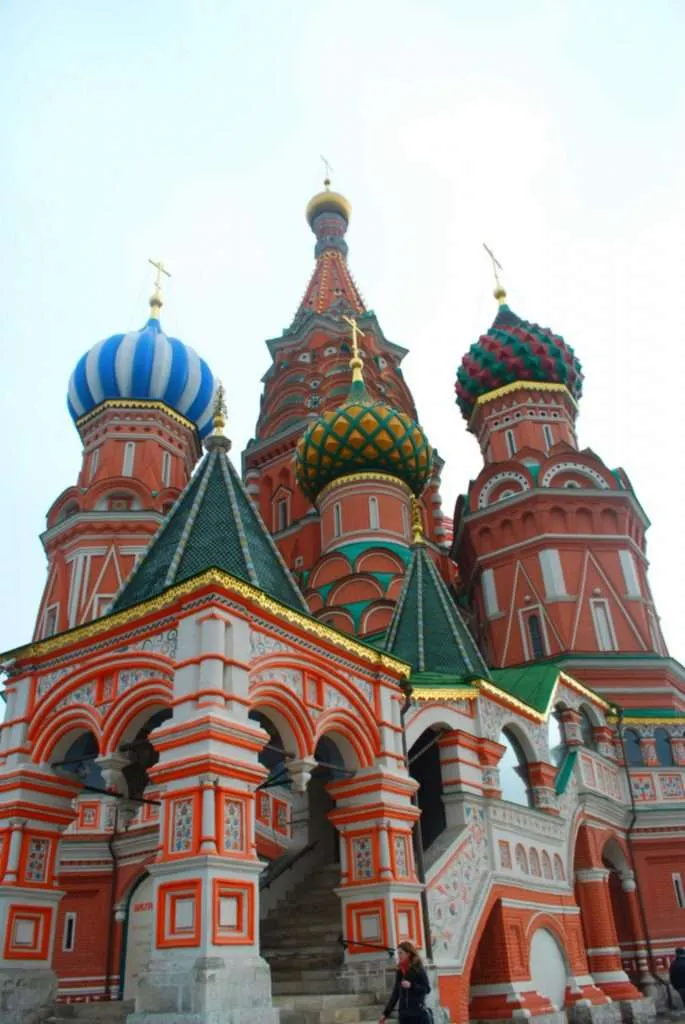 Best off-the-beaten-path romantic places: Russia, Moscow, Saint Basil's Cathedral and Red square