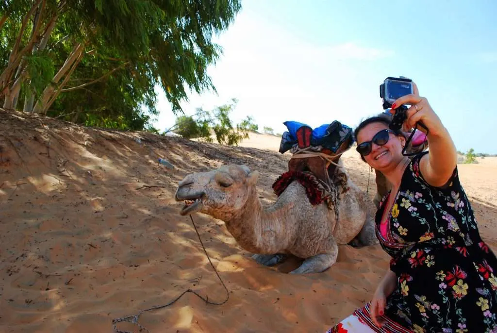 Senegal, Lompoul desert, traveling, selfie, bedouins, camel, ride