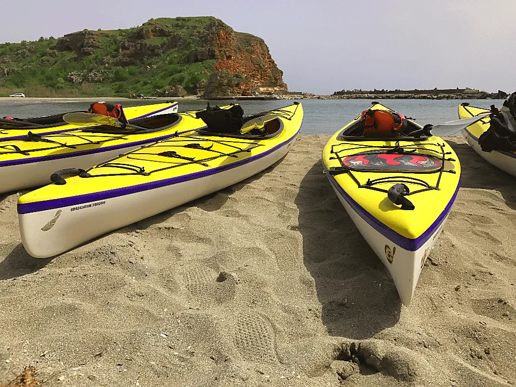 Traveling to Bulgaria, Tyulenovo, Kavarna - kayaking, boat trip, caves, walks, hiking, views, photography and hospitality, traditions in northern Black sea.