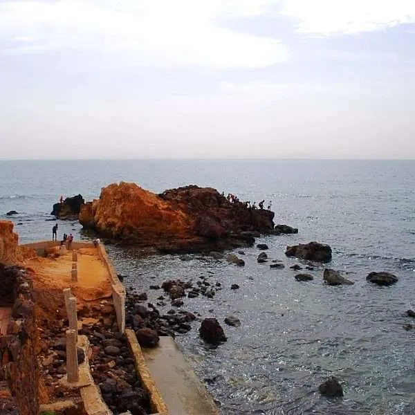 Travel to Senegal - Popenguine beach, Toubab Diallao arts village