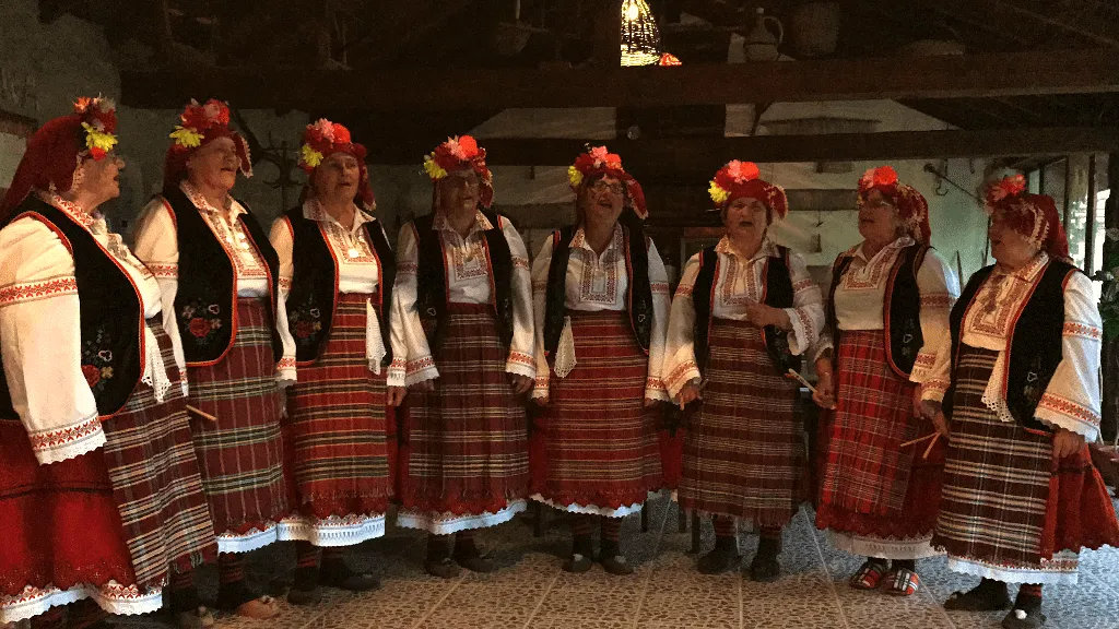 Traveling to Bulgaria, Tyulenovo, Kavarna - kayaking, boat trip, caves, walks, hiking, views, food and hospitality, traditions in northern Black sea.