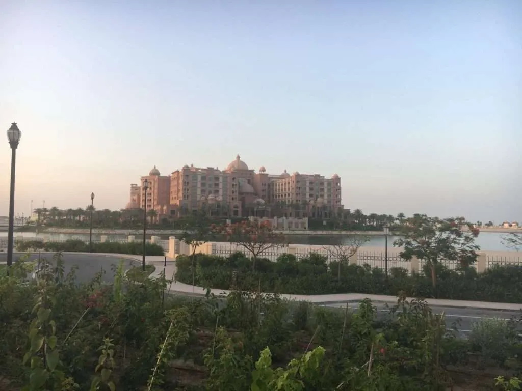 Visit Doha, Qatar, Kempinski hotel
