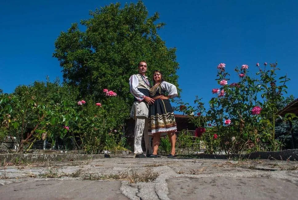 a traveling couple searching for unique experience and living travel lifestyle