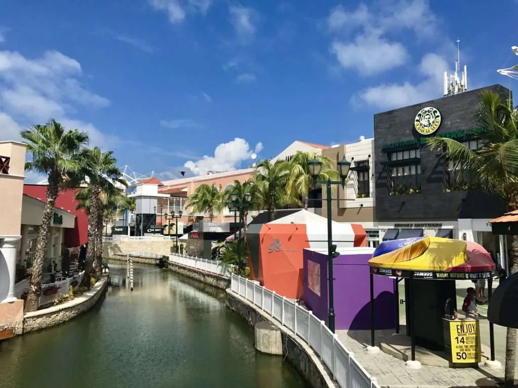 A day in Cancun, Mexico