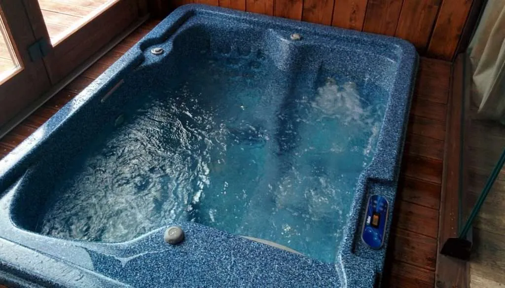Vitosha Yarema Pinus Villas jacuzzi