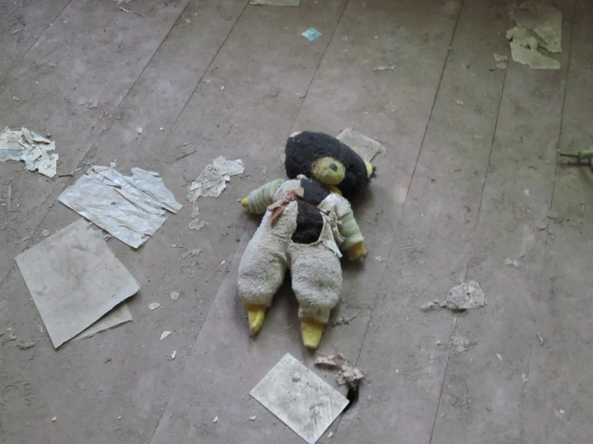 Tour Chernobyl - visit Pripyat, the Power Plant, 10km and 30km exclusion zone