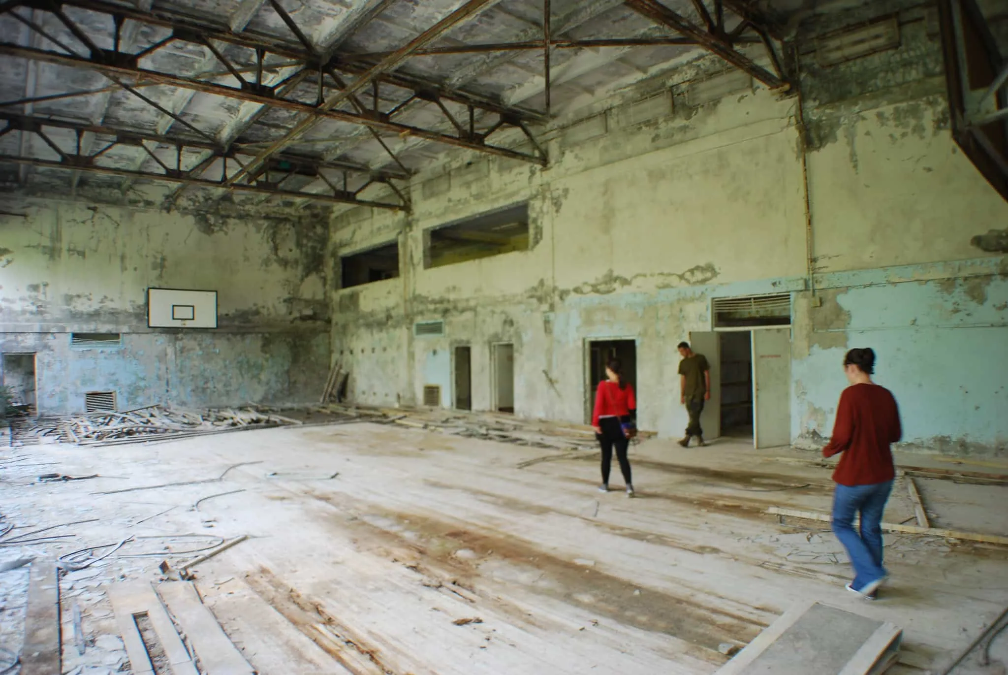 Tour Chernobyl - visit Pripyat, the Power Plant, 10km and 30km exclusion zone
