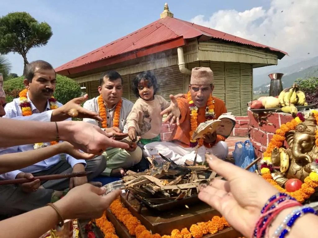 A month of yoga in Nepal - where locals and yogis meet