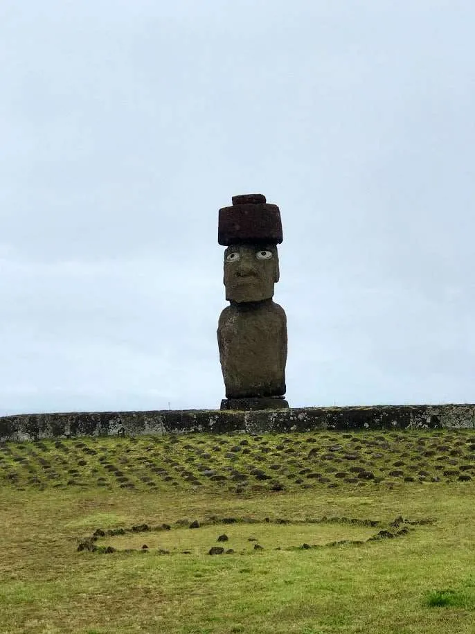Plan a trip to Easter Island - how to get, where to stay, what to do and 4-day Easter Island itinerary
