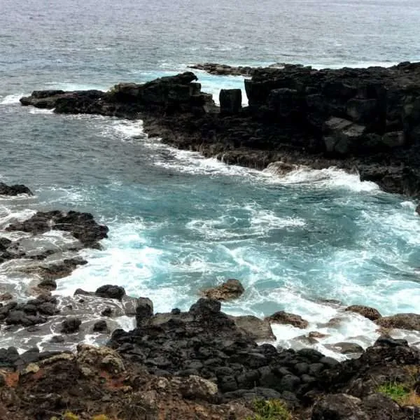 Plan a trip to Easter Island - how to get, where to stay, what to do and 4-day Easter Island itinerary