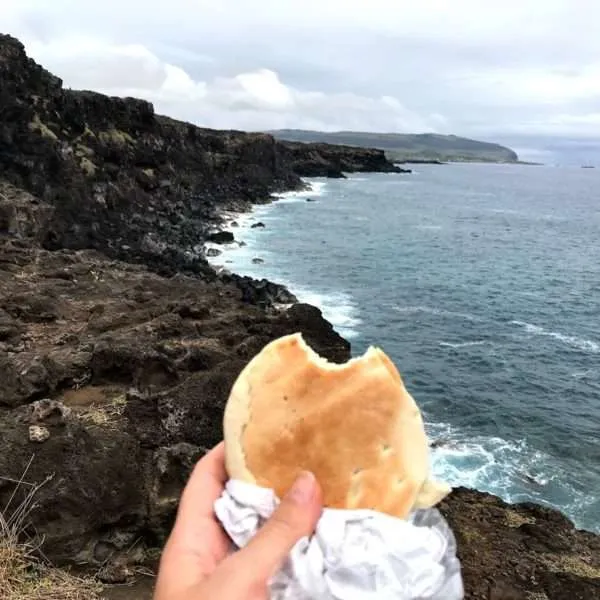 Plan a trip to Easter Island - how to get, where to stay, what to eat and 4-day Easter Island itinerary