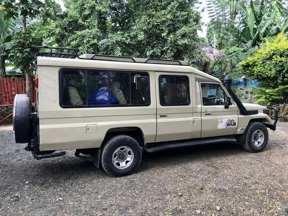 10-day Tanzania and Zanzibar itinerary - our safari jeep