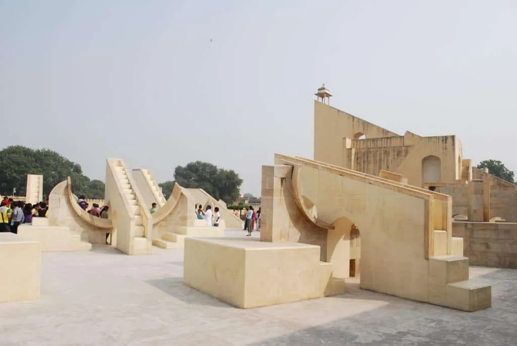 Explore India: Astronomical observatory Jantar Mantar, Jaipur