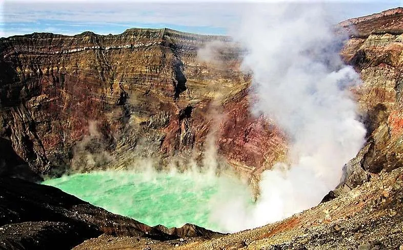 Off-the-beaten-path Japan, Mount Aso