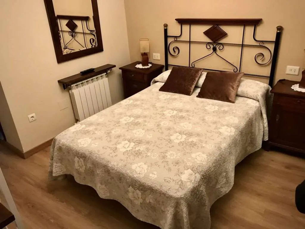 Stai near Praia Dos Catedrais, Galicia - guest house