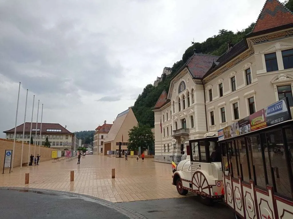 A day trip in Liechtenstein - Vaduz Citytrain