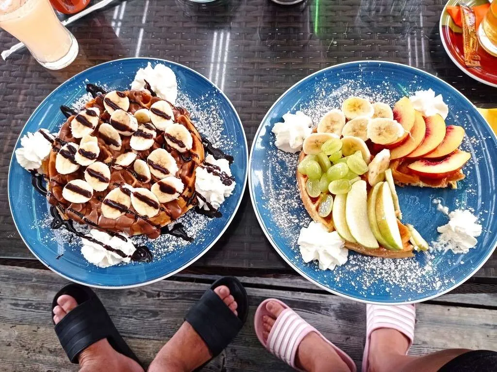 Things to do and see on Lesbos island - waffles in Petra
