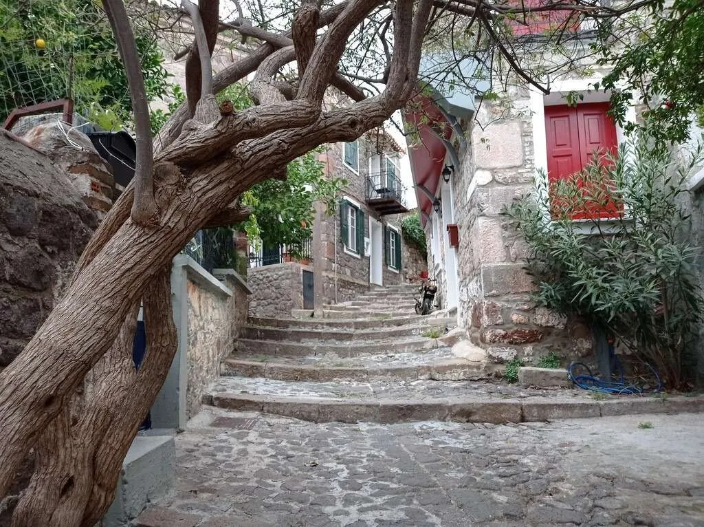 Lesbos island itinerary - Molyvos