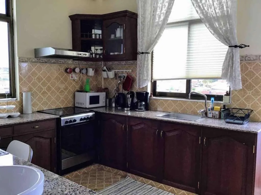 AirBnb Zanzibar 1.3