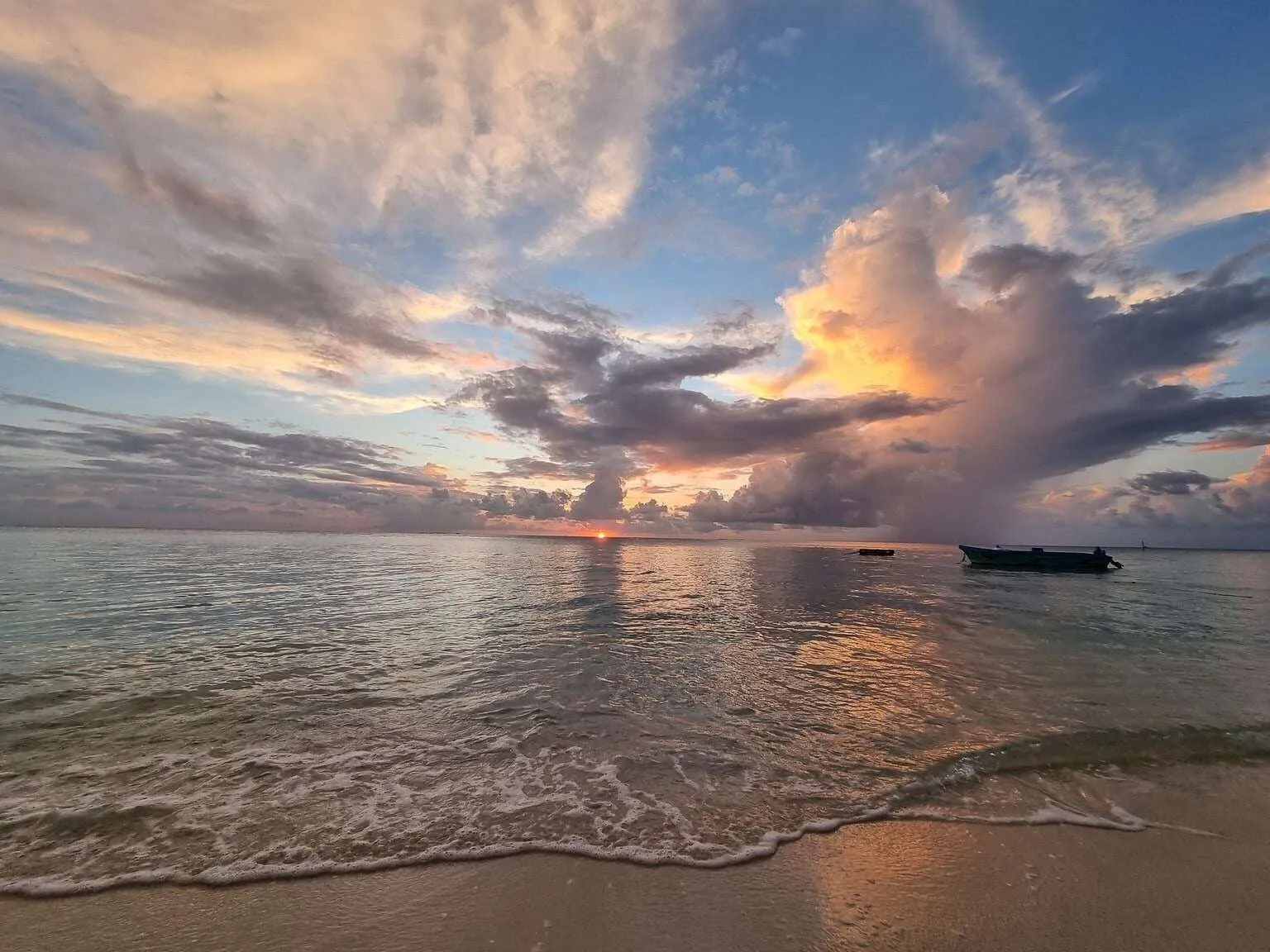 Maldives local islands - Gulhi