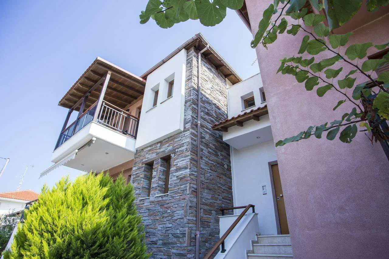 Accommodation in Halkidiki, Greece: Nea Roda