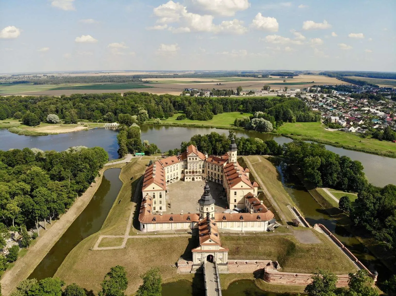 Belarus, Nesvizh Castle