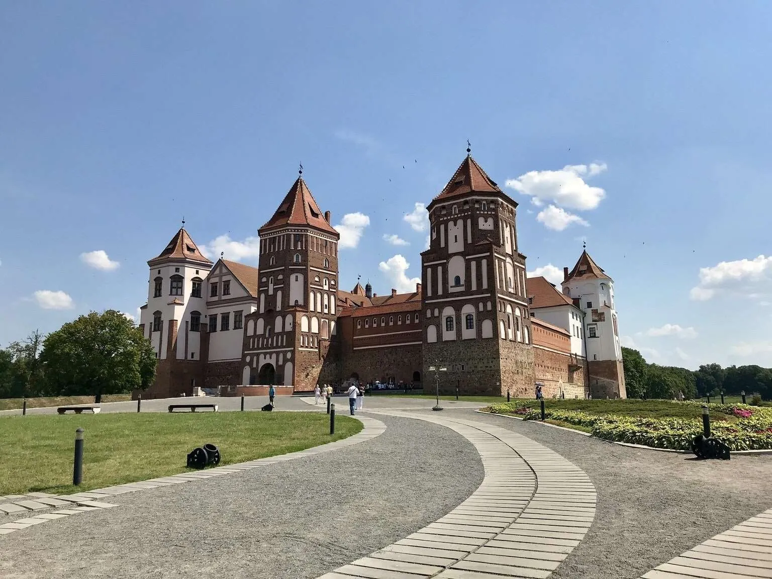 Belarus, Mir Castle