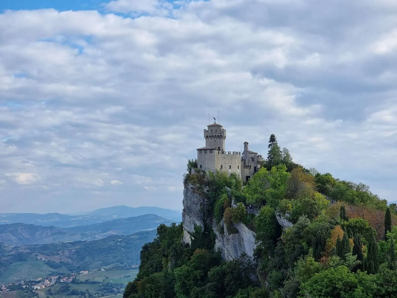 San Marino tower